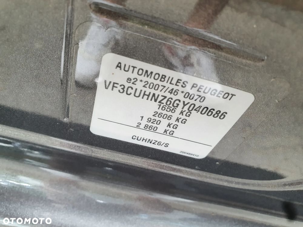 Peugeot 2008 PureTech 110 Stop&Start Allure - 26