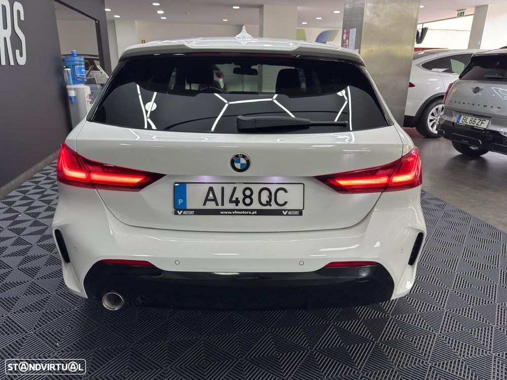 BMW 116 d Pack Desportivo M Auto - 12