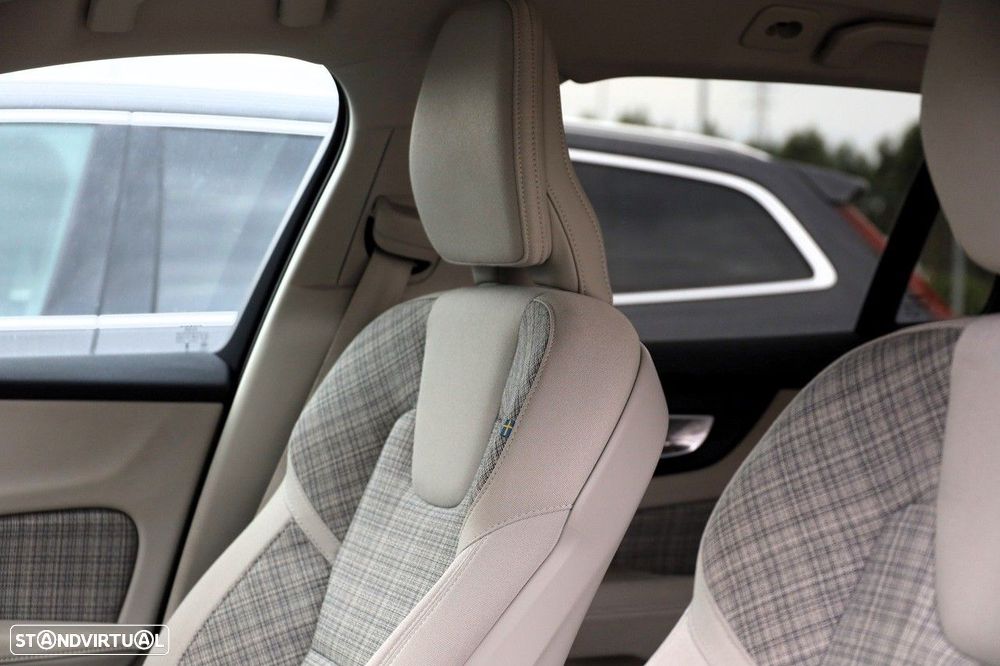 Volvo V60 2.0 T6 AWD TE Core - 12