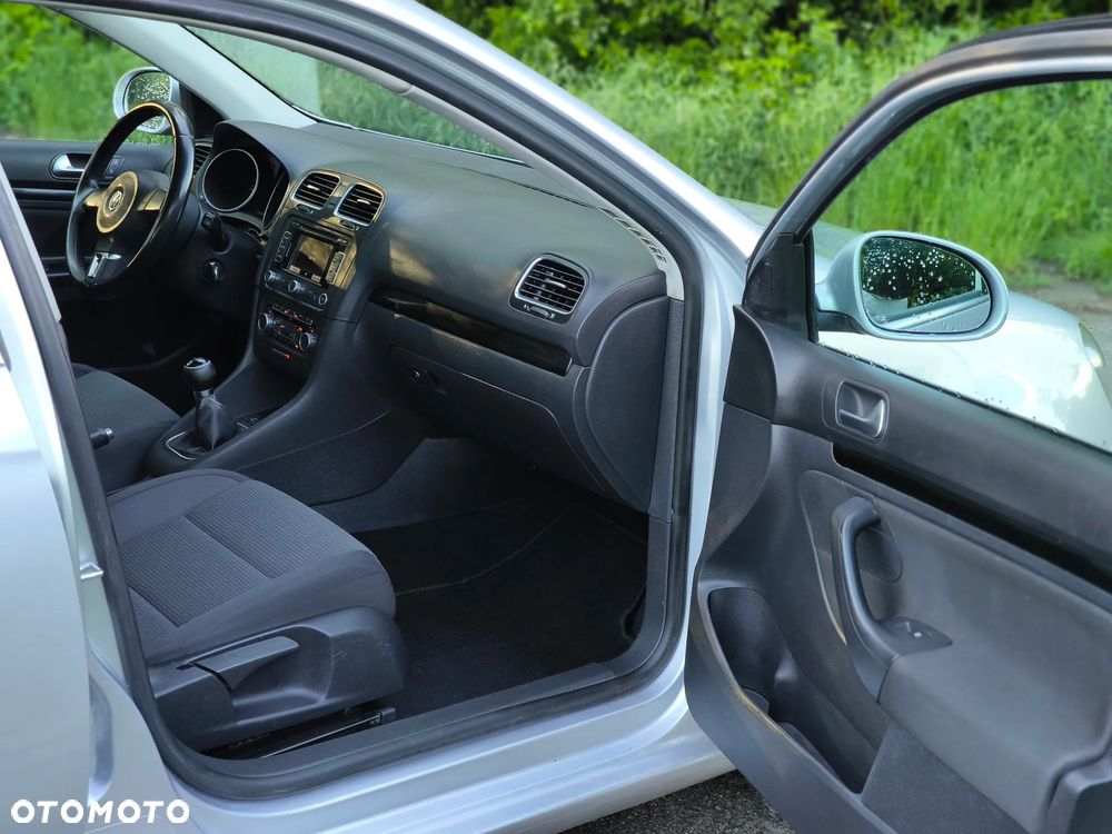 Volkswagen Golf - 9