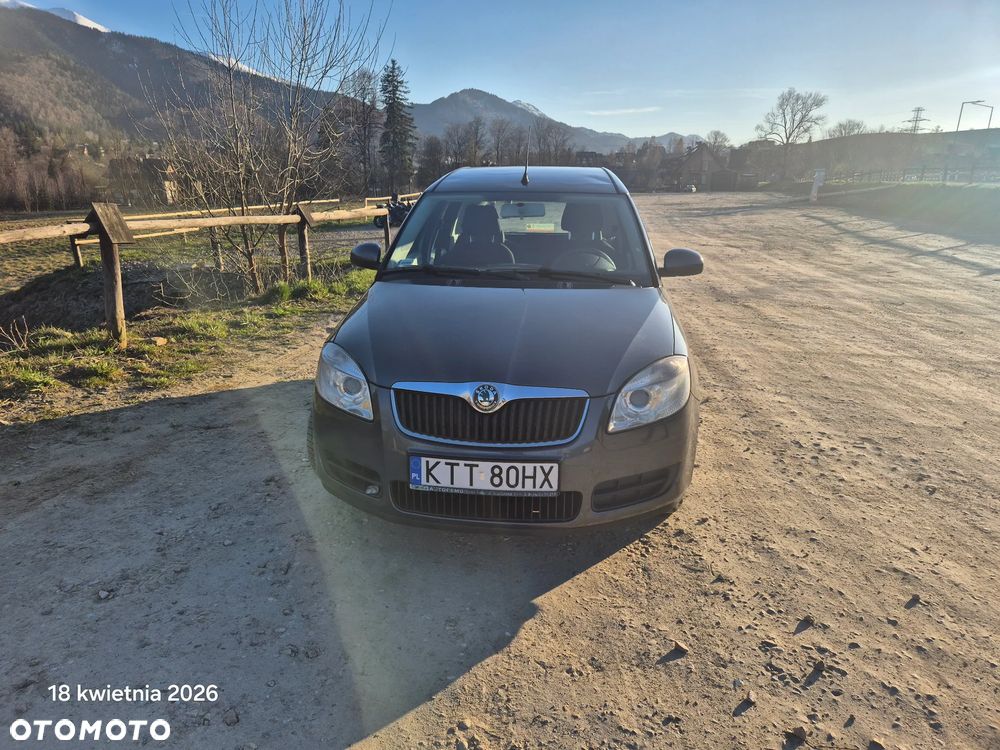 Skoda Roomster 1.4 16V Comfort - 1