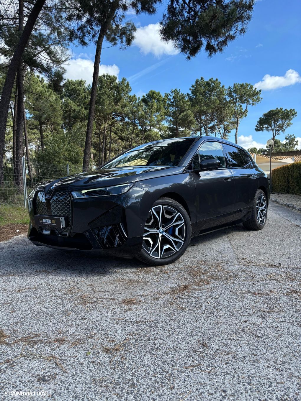 BMW iX xDrive 40 Pack Desportivo - 1