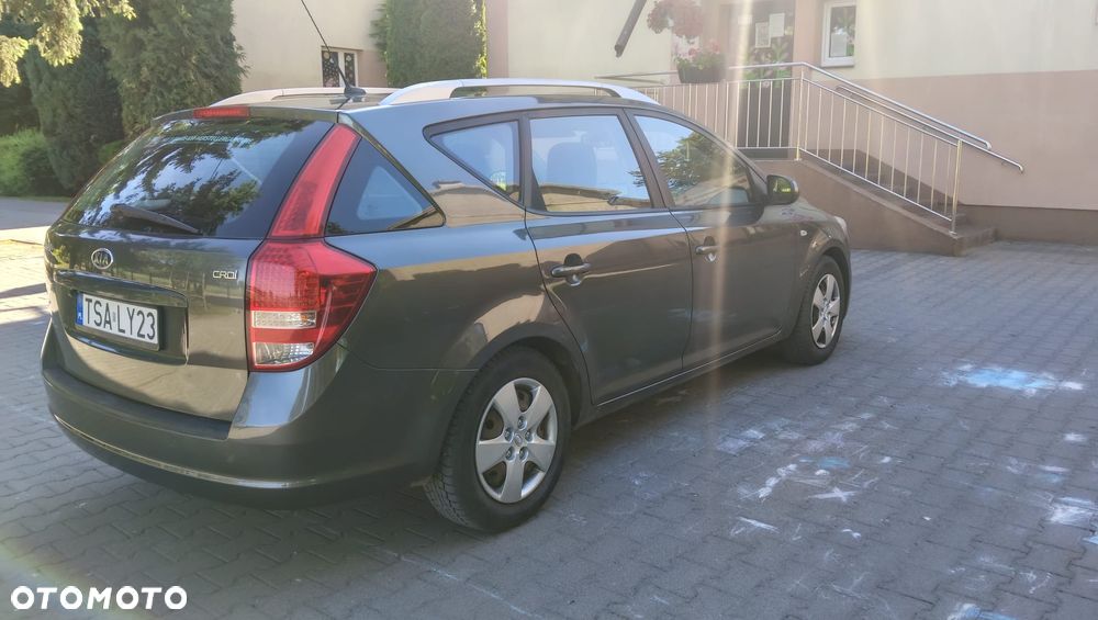 Kia Ceed 1.6 Crdi Comfort - 4