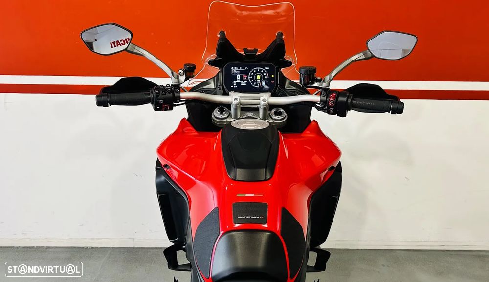 Ducati Multistrada V4 S Essential - 12