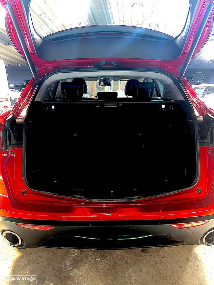 Alfa Romeo Stelvio - 4