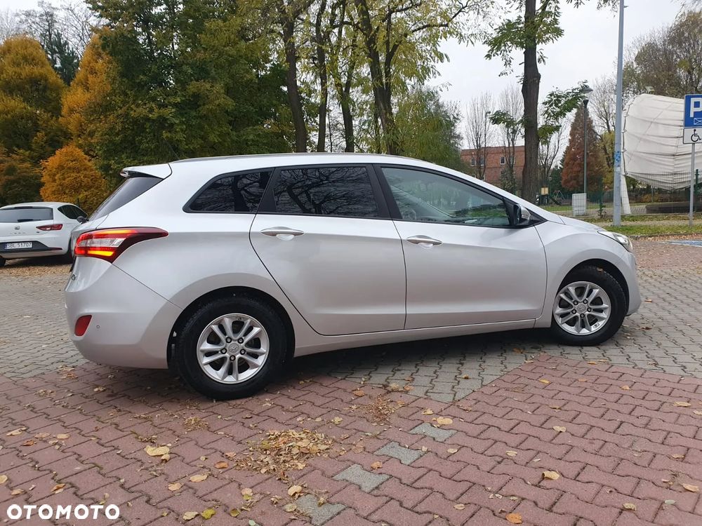 Hyundai i30 1.6 Style - 32
