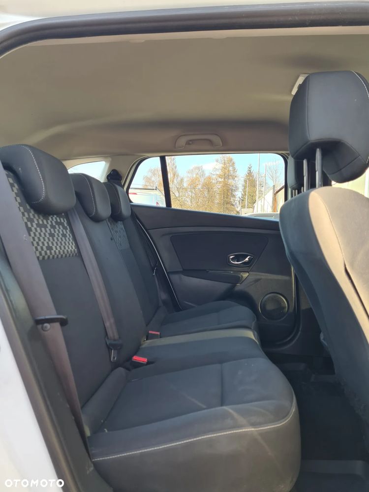 Renault Megane 1.5 dCi Expression - 25