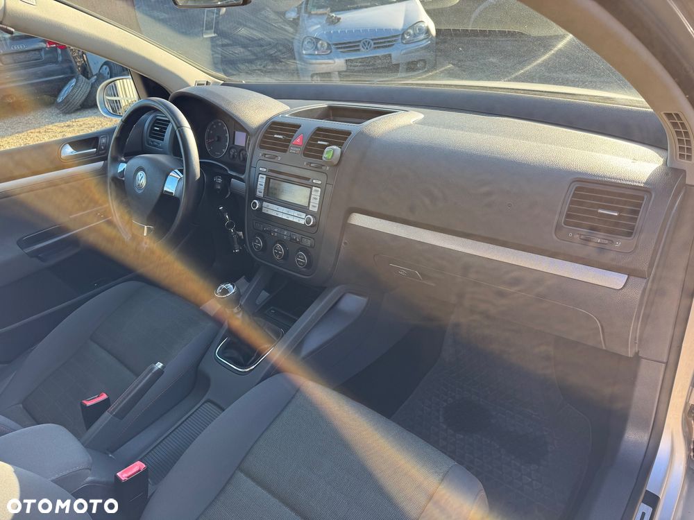 Volkswagen Golf 1.6 Goal - 17