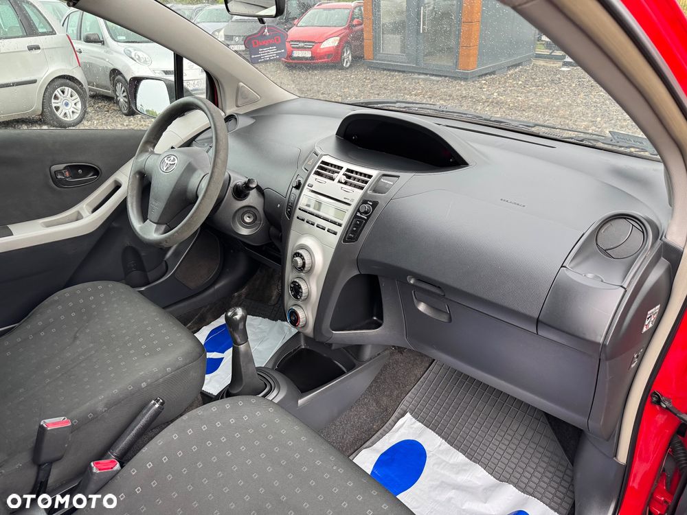 Toyota Yaris 1.0 Luna - 13