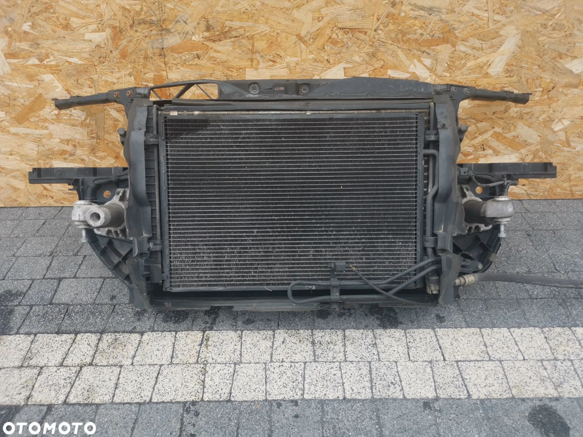 Pas Przedni Wzmocnienie  Audi A4 B6  2.0 ALT - 1