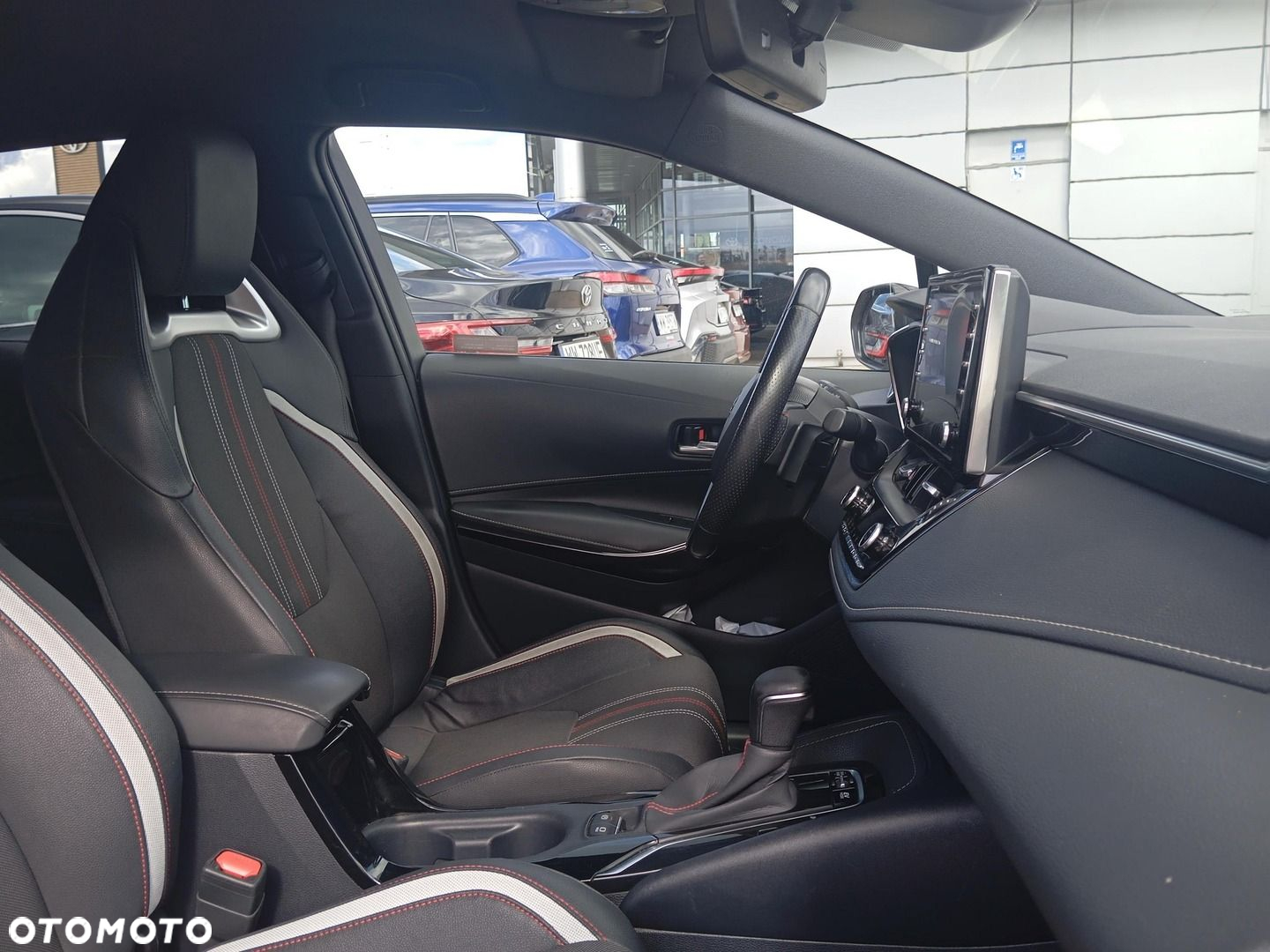 Toyota Corolla 2.0 Hybrid GR Sport - 13
