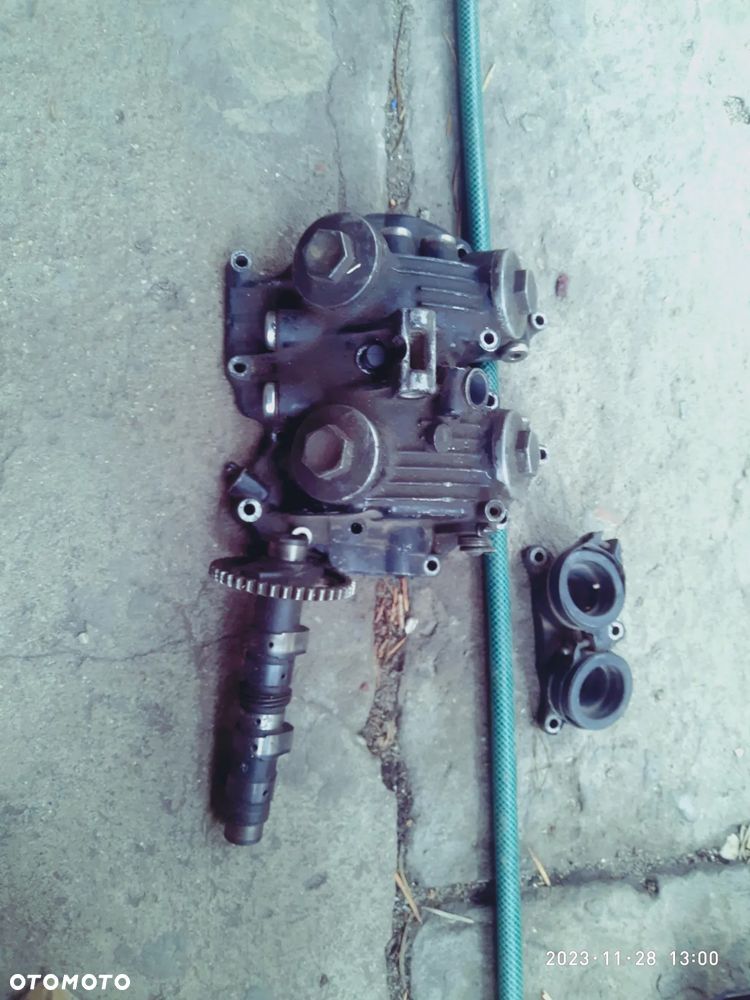 części silnika i inne  honda xl350 - 7