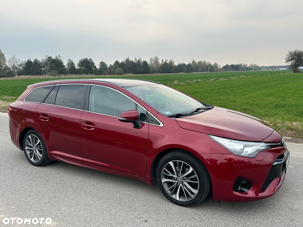 Toyota Avensis 2.0 Selection MS - 14