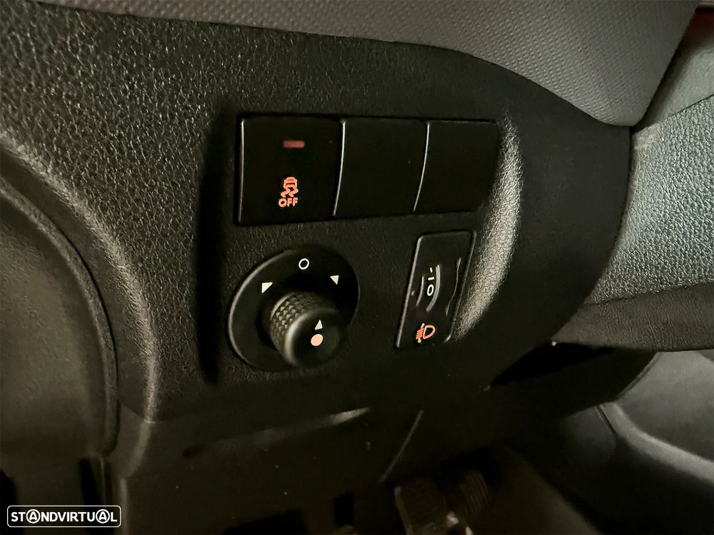 Citroën Berlingo 1.6 HDI 100cv 3 Lug - 15