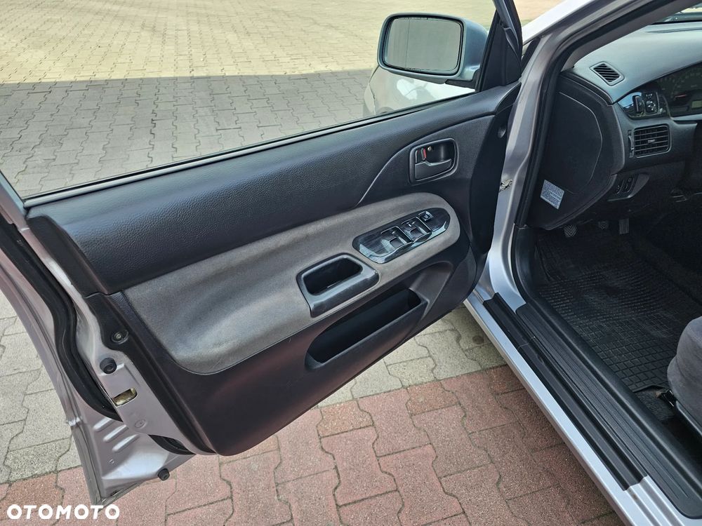 Mitsubishi Lancer 1.6 Comfort - 17