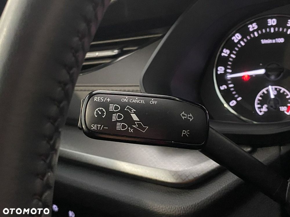 Skoda Octavia 2.0 TDI Ambition DSG - 27