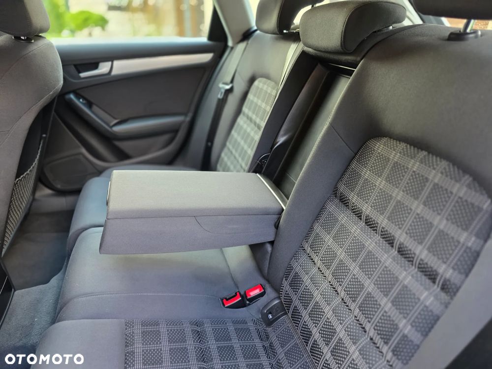 Audi A4 Avant 2.0 TFSI S line Sportpaket - 10
