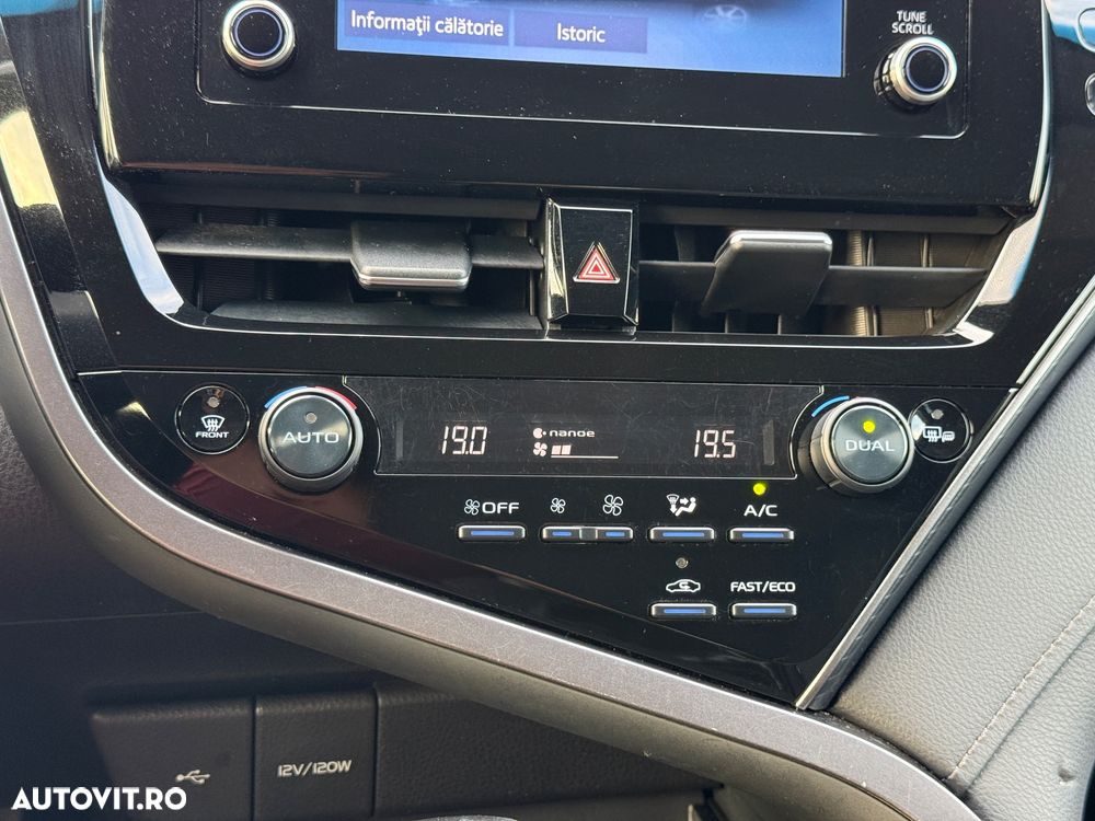 Toyota Camry Business Edition - 13