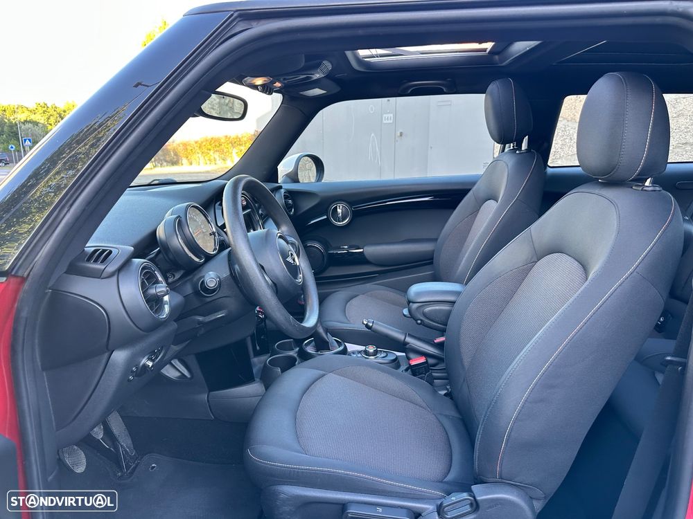 MINI 3 Portas Cooper D - 22