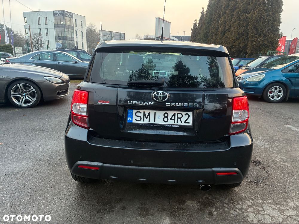 Toyota Urban Cruiser - 5