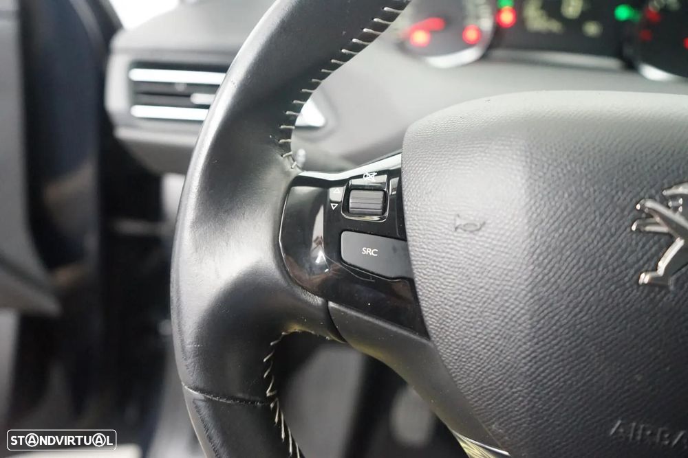 Peugeot 308 SW - 15