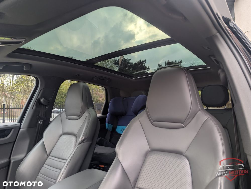 Porsche Cayenne Standard - 8