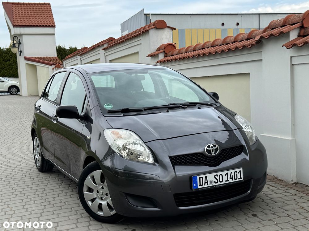 Toyota Yaris - 4