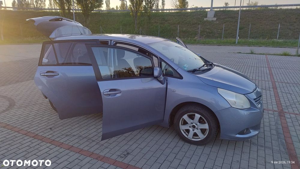 Toyota Verso 2.0 D-4D Sol 7os - 14