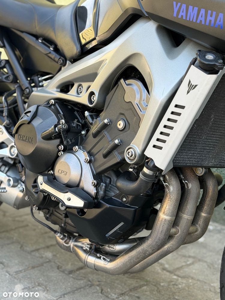 Yamaha MT - 5