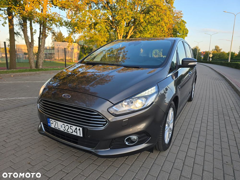 Ford S-Max - 1