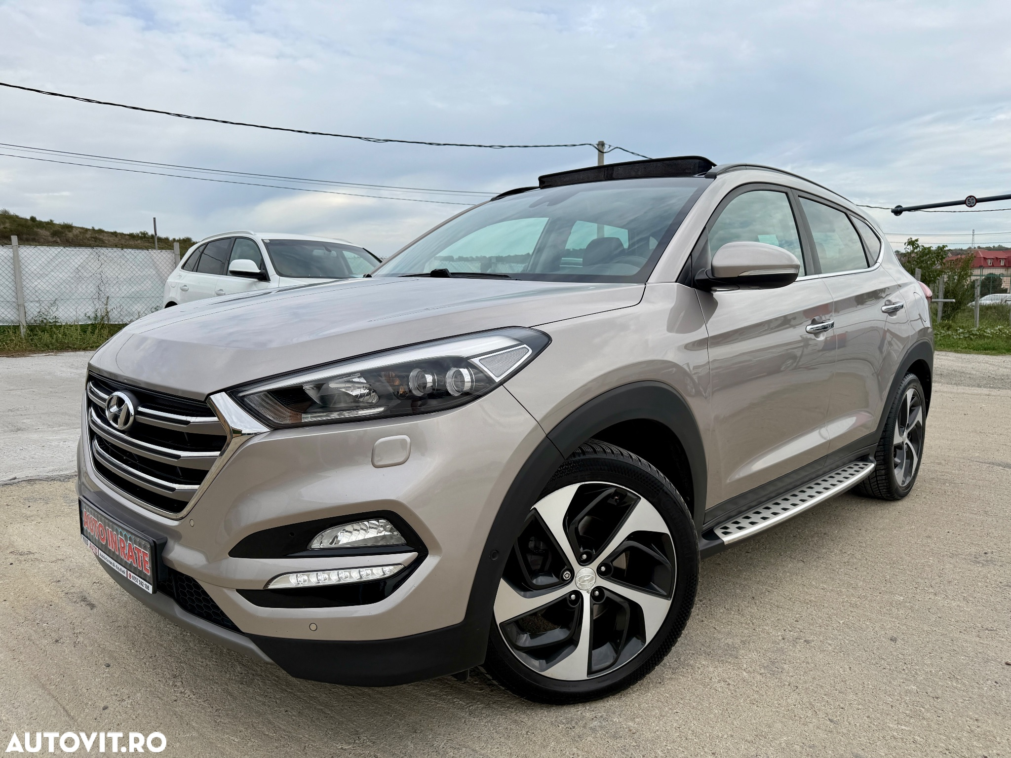 Hyundai Tucson 2.0 CRDI 4WD 6AT Luxury Pack+ - 2