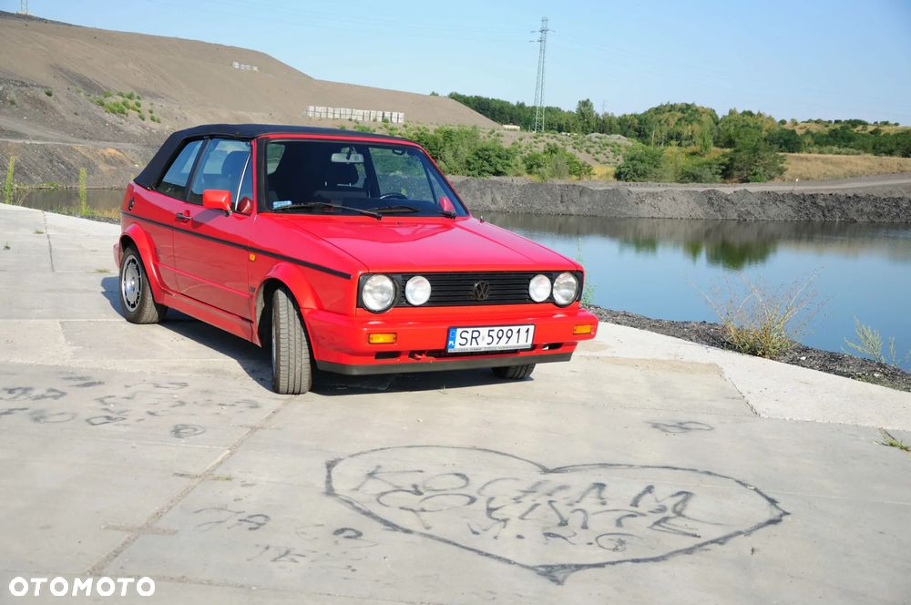 Volkswagen Golf 1.6 CL - 1