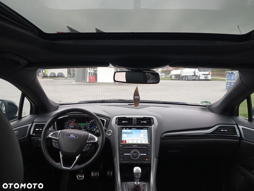 Ford Mondeo 1.5 EcoBoost ST-Line X - 14