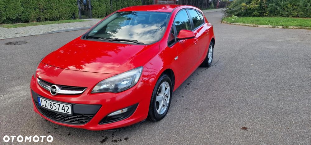 Opel Astra IV 1.7 CDTI Essentia - 2