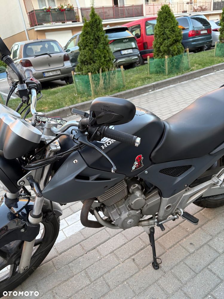 Honda CBF - 16