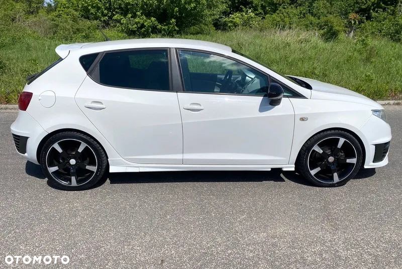 Seat Ibiza 1.6 16V Sport Edition - 9