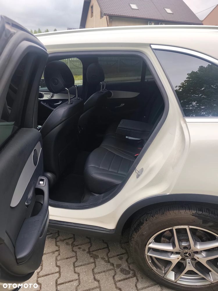 Mercedes-Benz GLC - 9