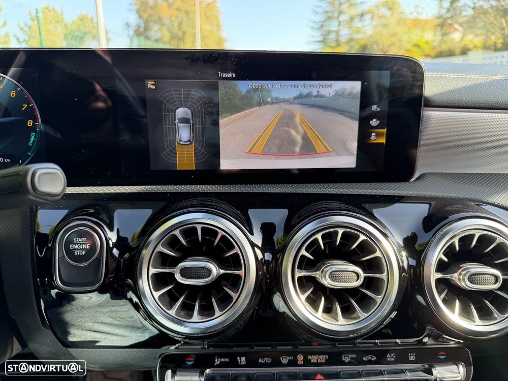 Mercedes-Benz A 250 e AMG Line - 18