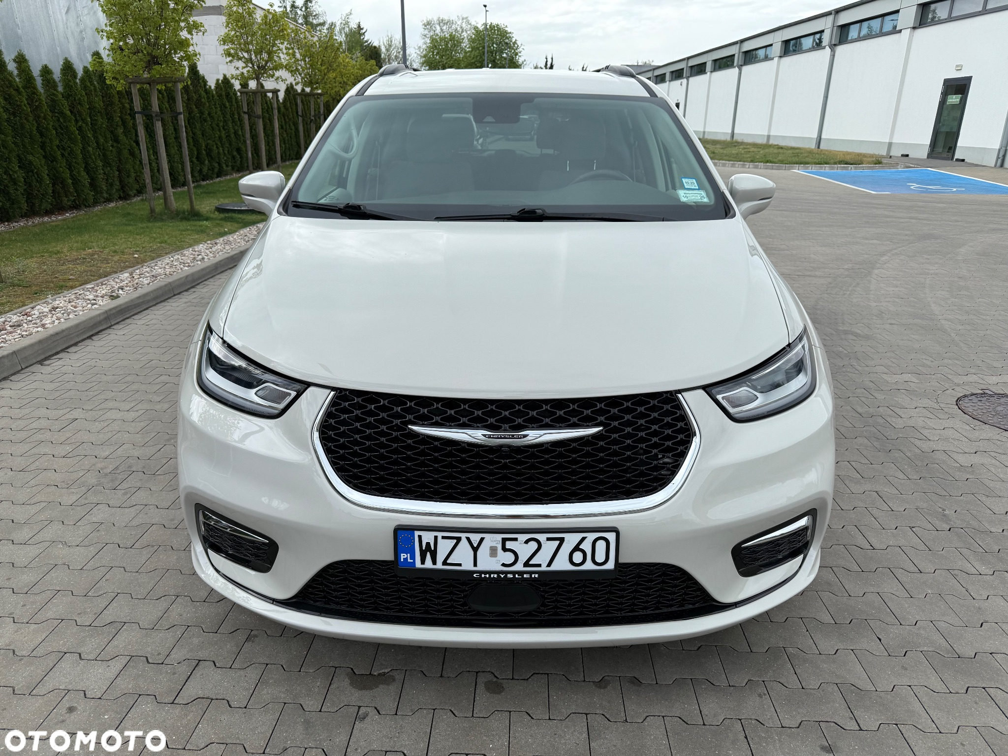 Chrysler Pacifica - 6