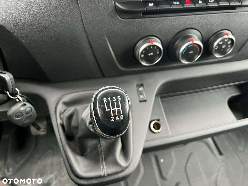 Renault Master - 6