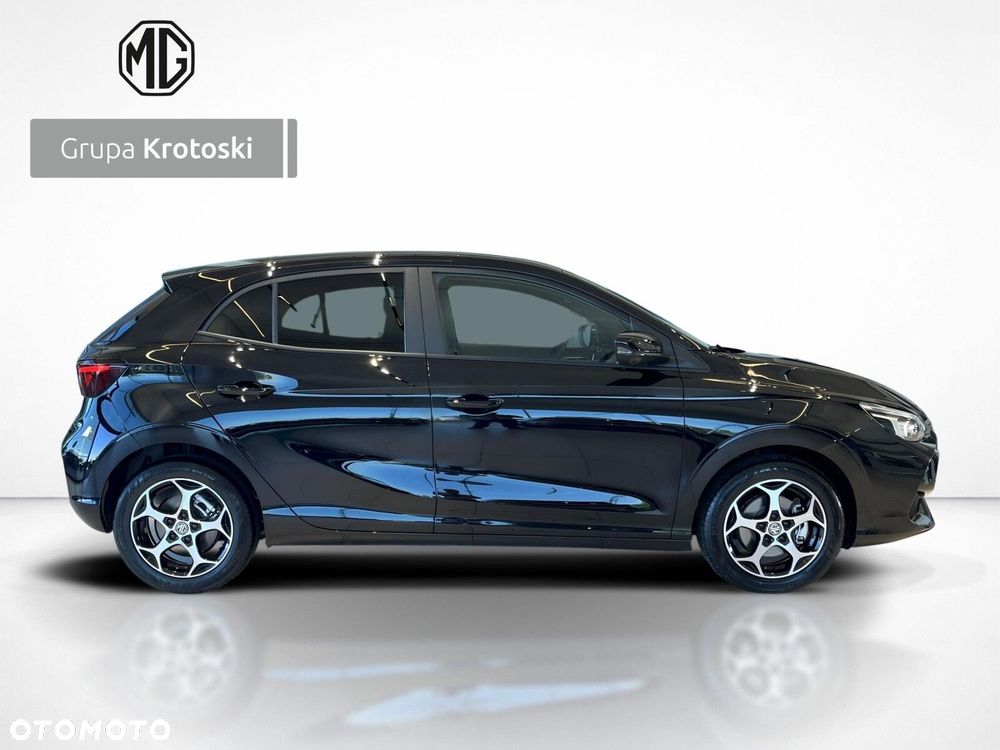 MG MG3 - 8