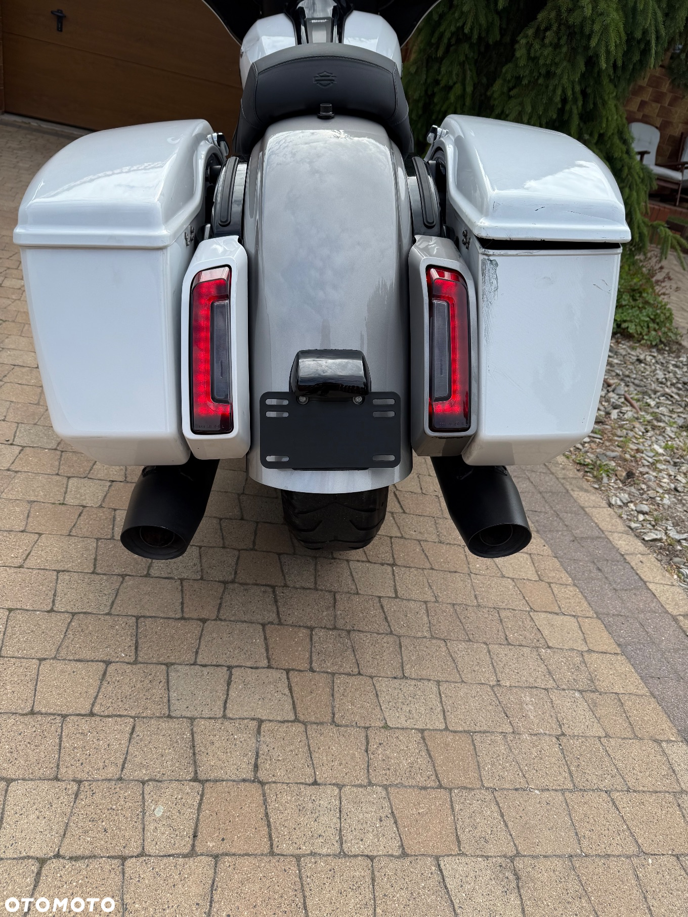 Harley-Davidson Touring Street Glide - 12