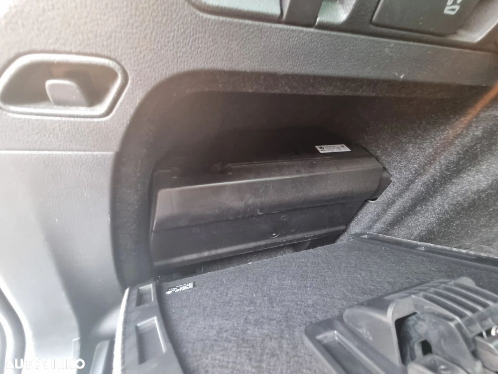 Skoda Superb 2.0 TDI DSG 4X4 Laurin & Klement - 20