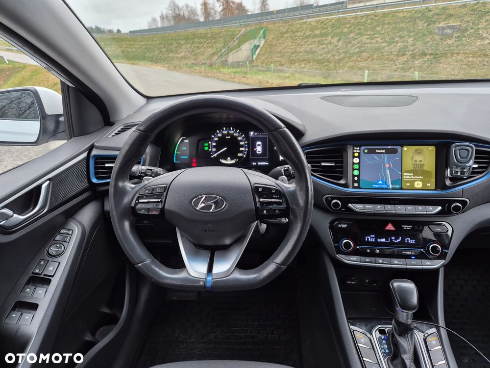Hyundai IONIQ 1.6 GDI Premium - 18