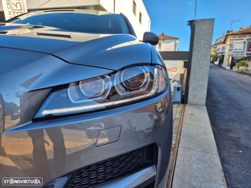 Jaguar F-Pace 2.0 i4D Prestige Aut. - 9