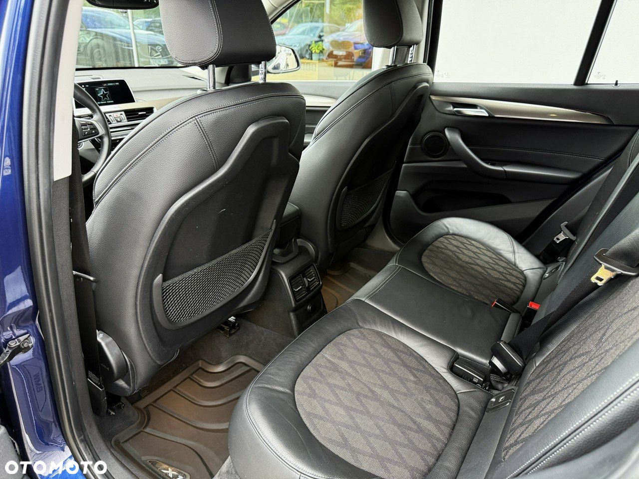 BMW X1 - 18