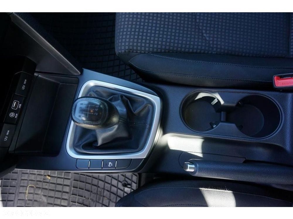 Kia Ceed - 18