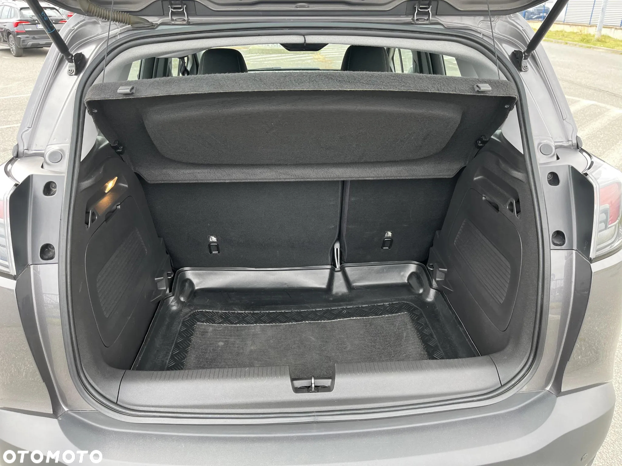 Opel Crossland - 17