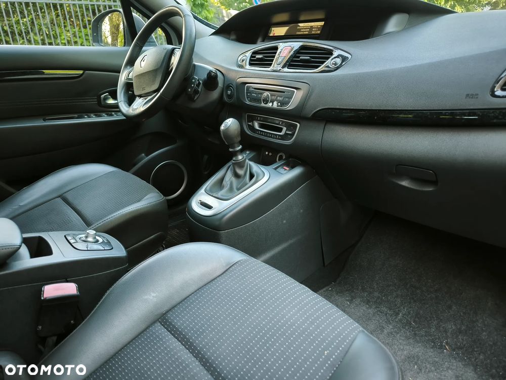Renault Scenic TCe 130 Dynamique - 14