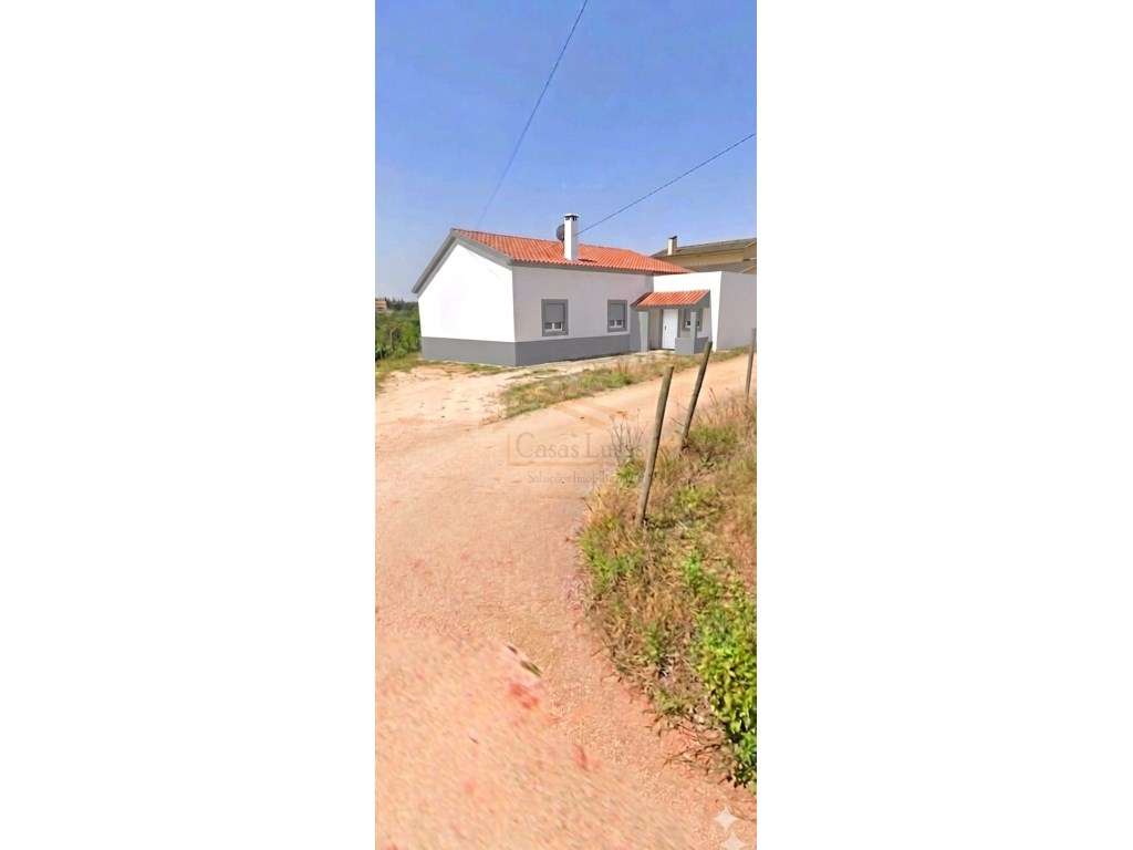 Moradia T3 em fase final de restauro | Lote de 500 m² | Painho e Fi... - Grande imagem: 2/22